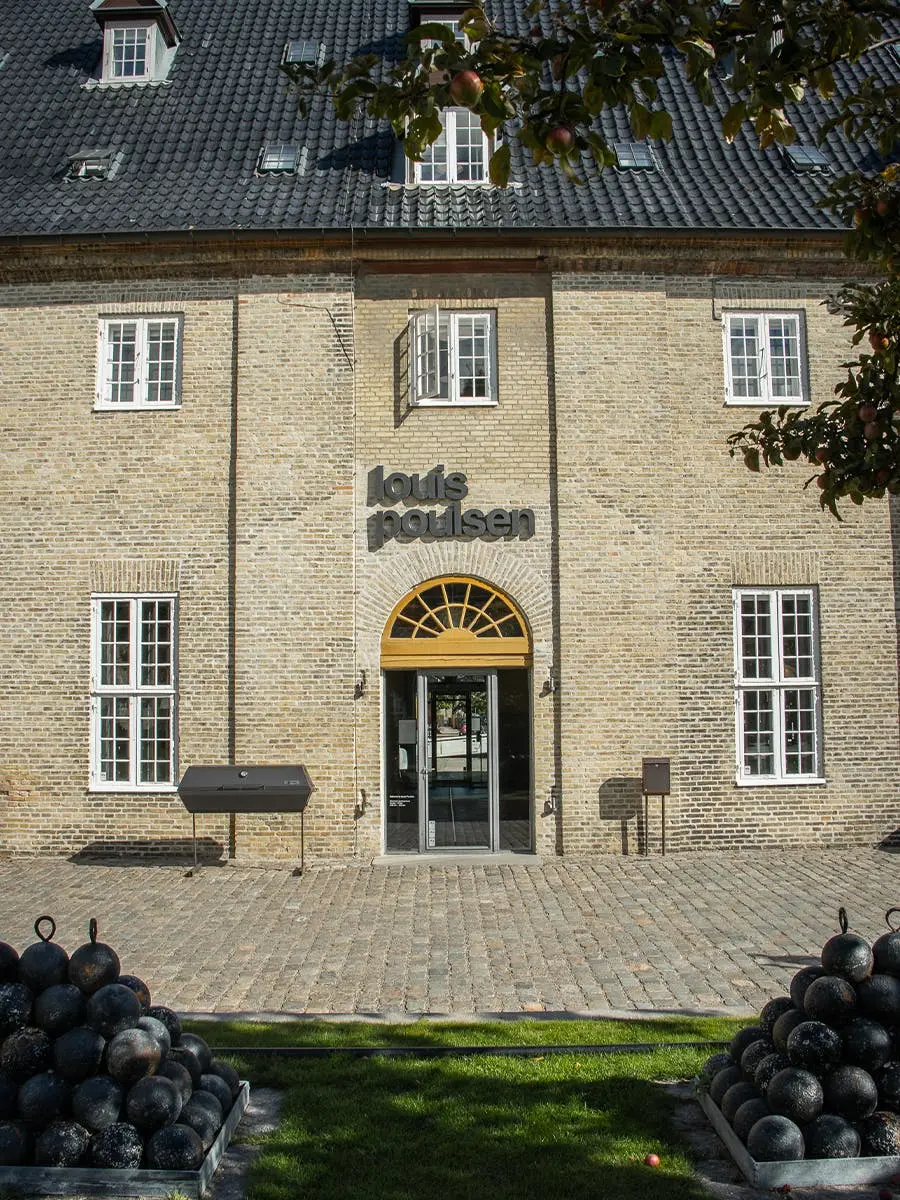 Louis Poulsenin showroom Kuglegårdenissa